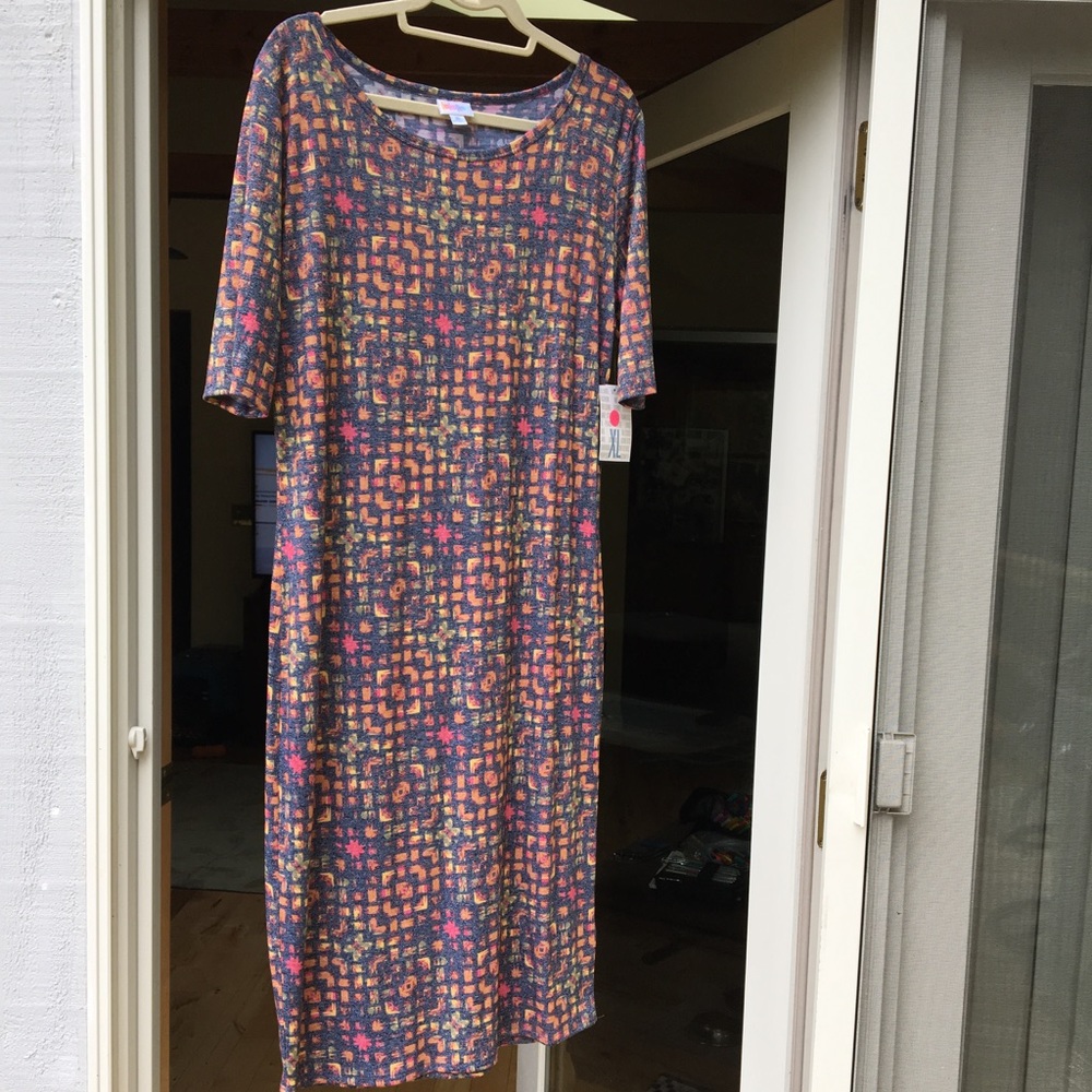 🌟LuLaRoe "Julia" Dress🌟